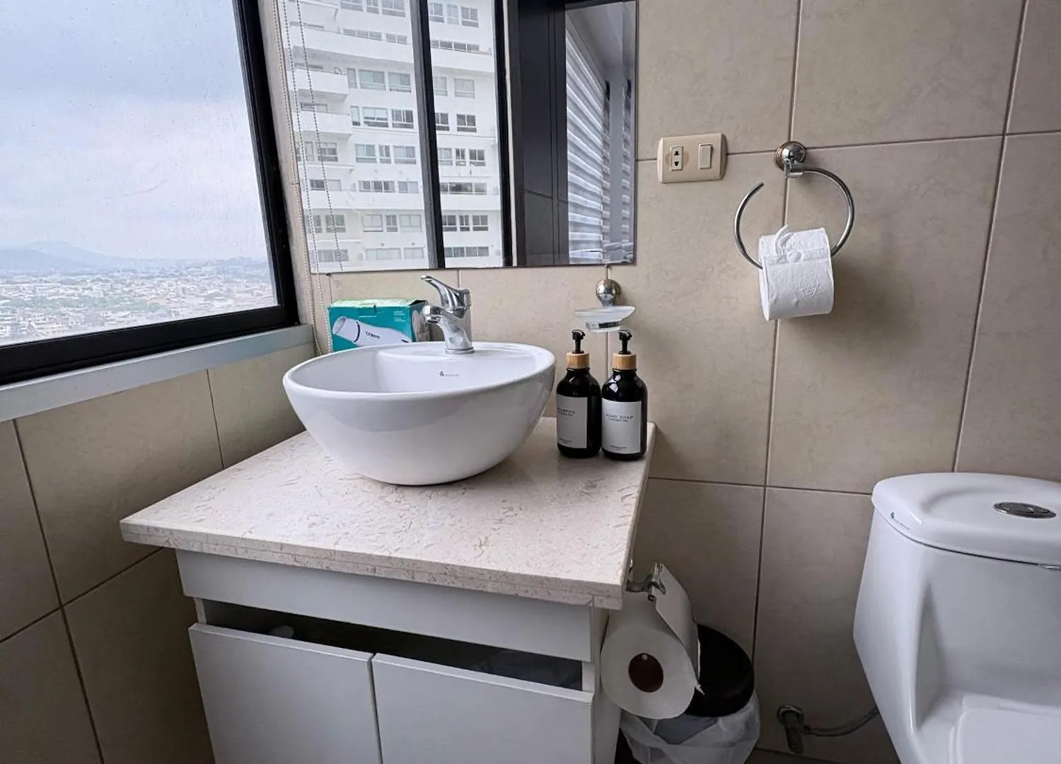 Apartamento Departamento De Lujo Frente Al Rio En Puerto Santa Ana Guayaquil 0*,  Ecuador